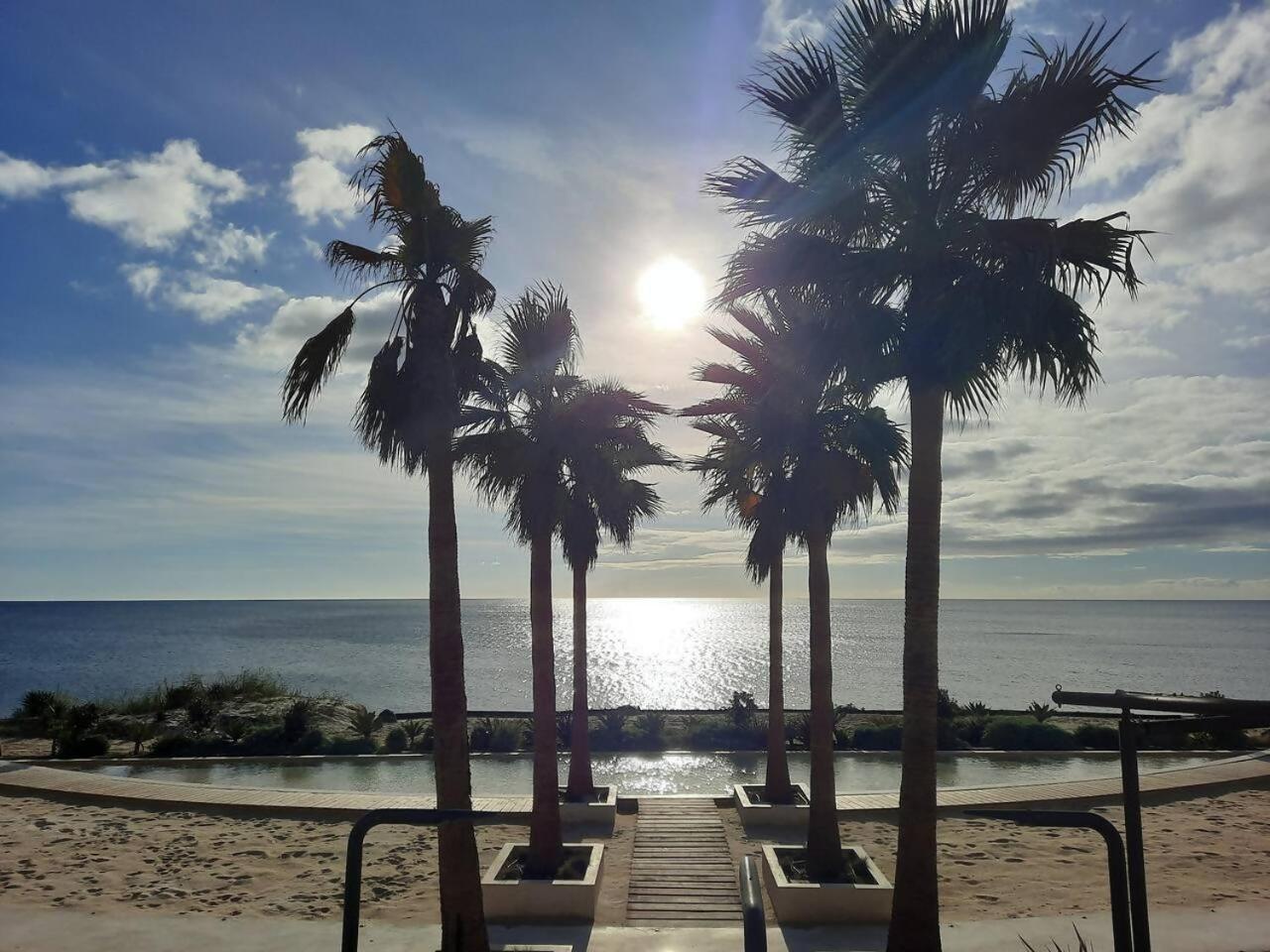 Apartamento Atico Familiar Vistas Al Mar Manilva Exterior foto